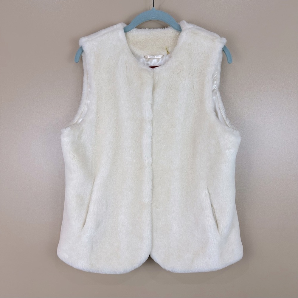 Kristen Blake Cream Ivory Faux Fur Vest Medium Winter White Fairy Snow Angel
